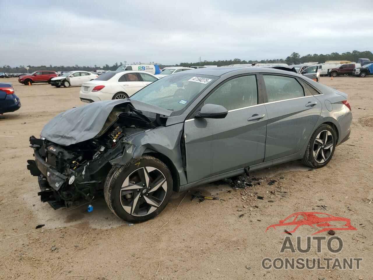 HYUNDAI ELANTRA 2022 - KMHLP4AG1NU229018
