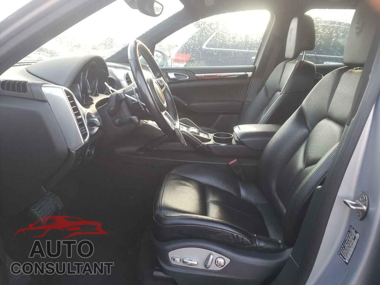 PORSCHE CAYENNE 2017 - WP1AE2A2XHLA71765