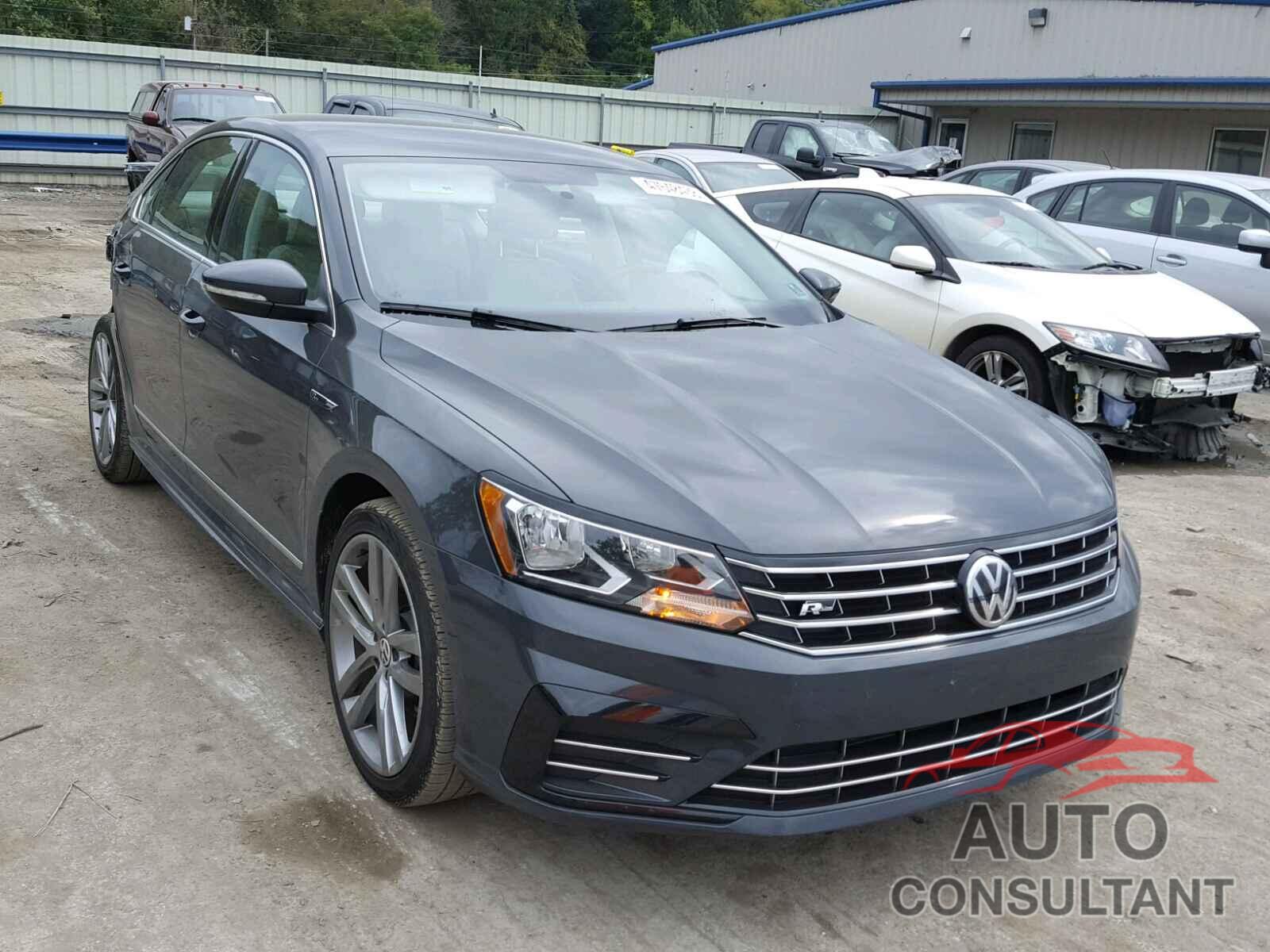 VOLKSWAGEN PASSAT 2017 - 1VWDT7A31HC084377