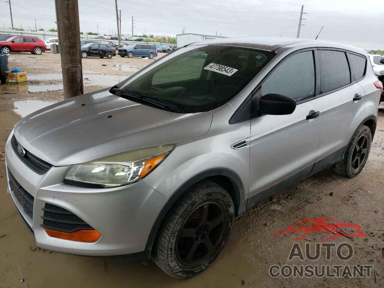 FORD ESCAPE 2015 - 1FMCU0F77FUA18174