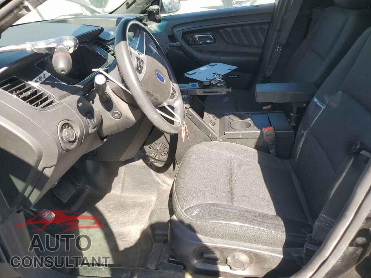 FORD TAURUS 2018 - 1FAHP2MK7JG117594