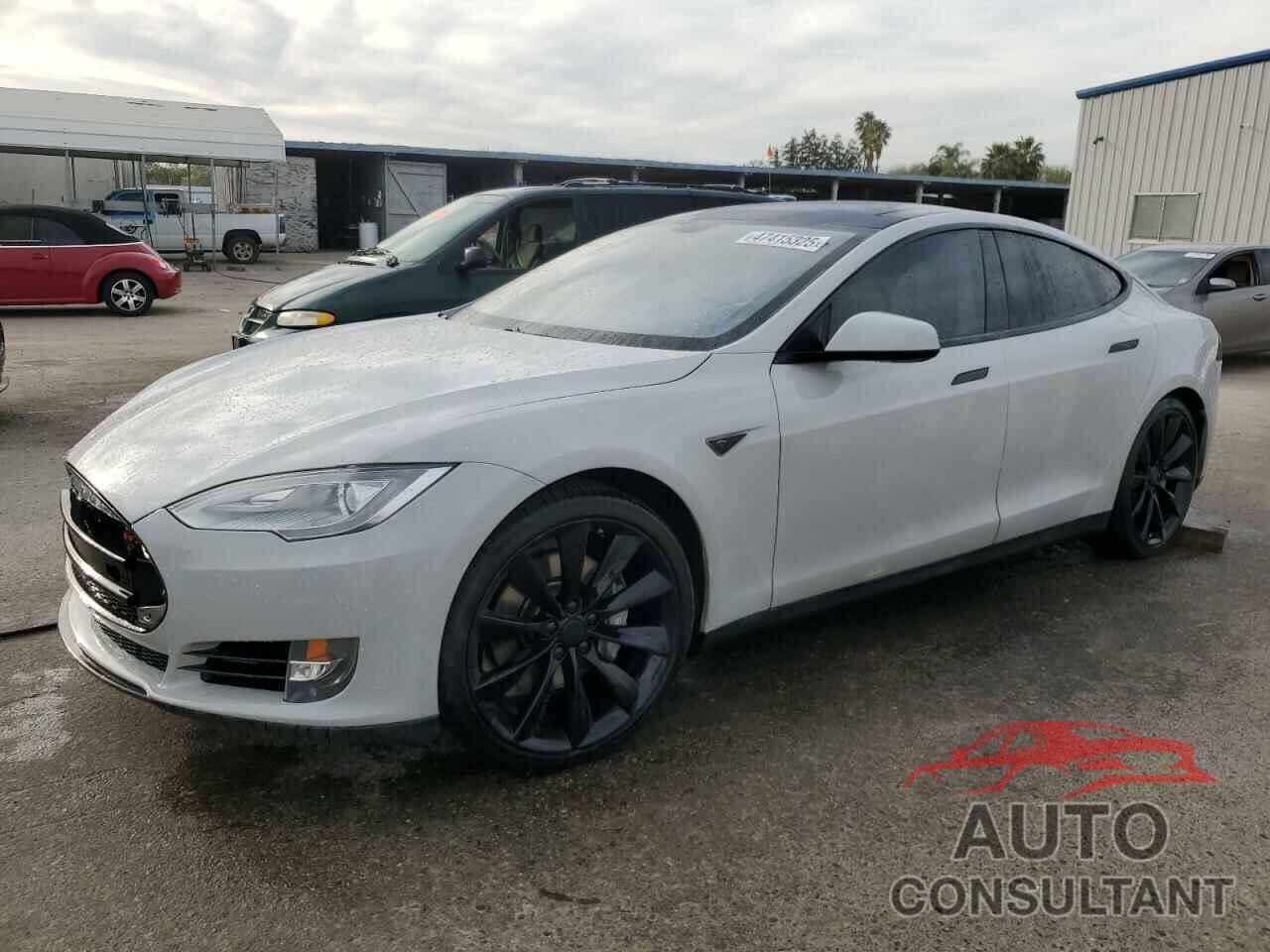 TESLA MODEL S 2013 - 5YJSA1CP9DFP07027