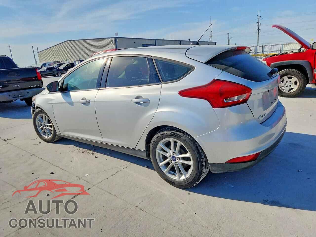 FORD FOCUS 2016 - 1FADP3K2XGL351817