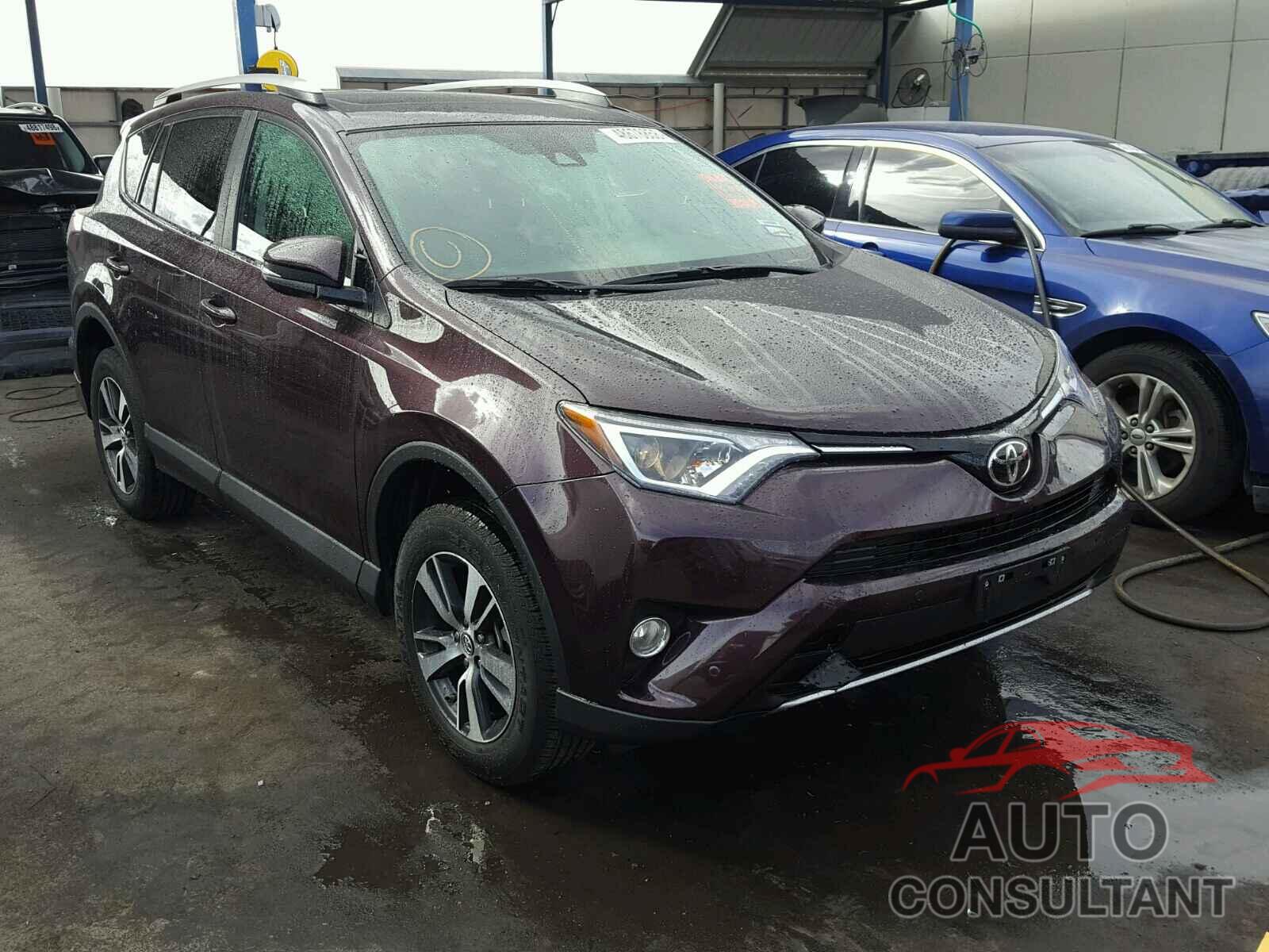 TOYOTA RAV4 XLE 2017 - 2T3WFREV6HW373665