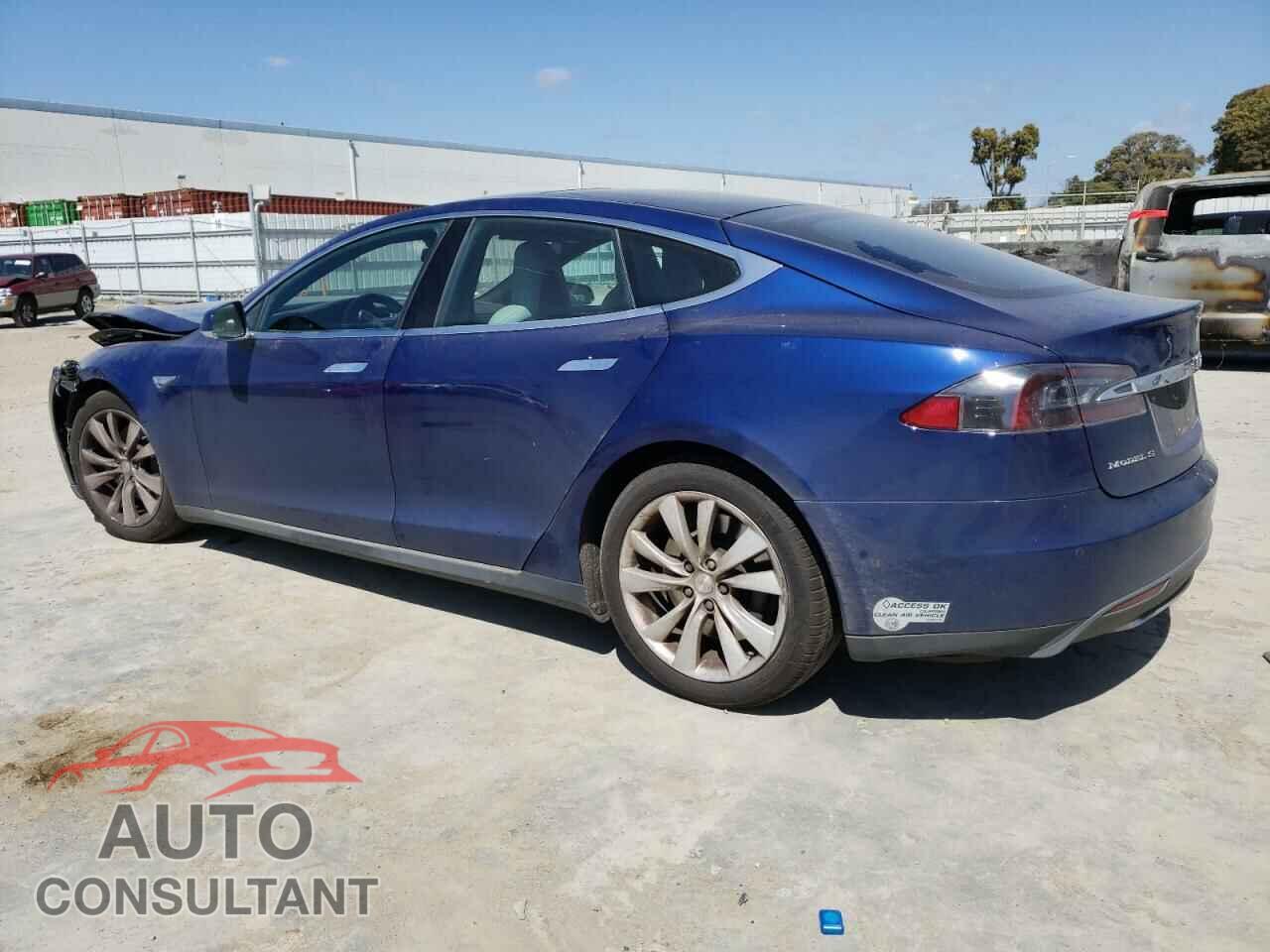 TESLA MODEL S 2015 - 5YJSA1E23FF118964