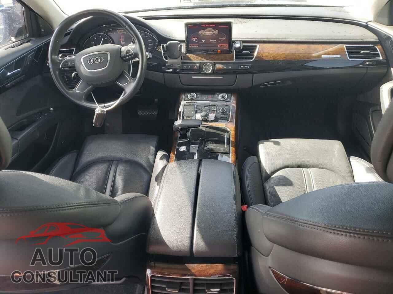 AUDI A8 2011 - WAURVAFDXBN007906