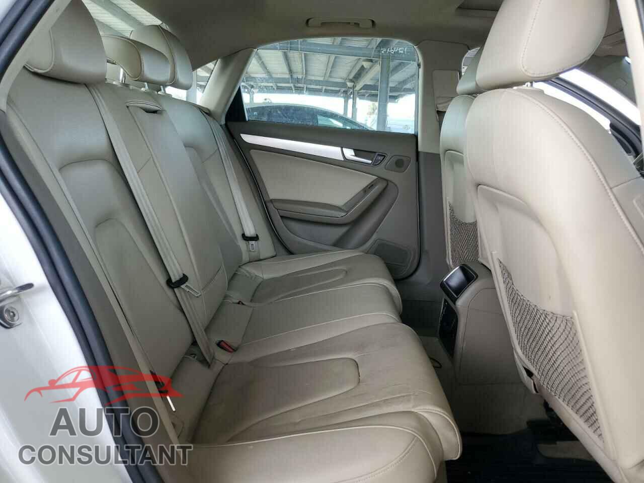 AUDI A4 2012 - WAUAFAFL2CN008325