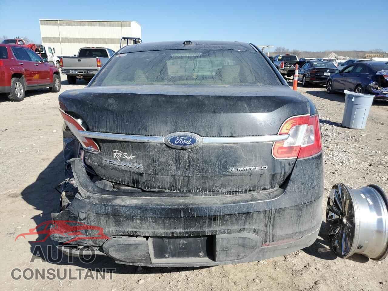 FORD TAURUS 2011 - 1FAHP2FW8BG151772