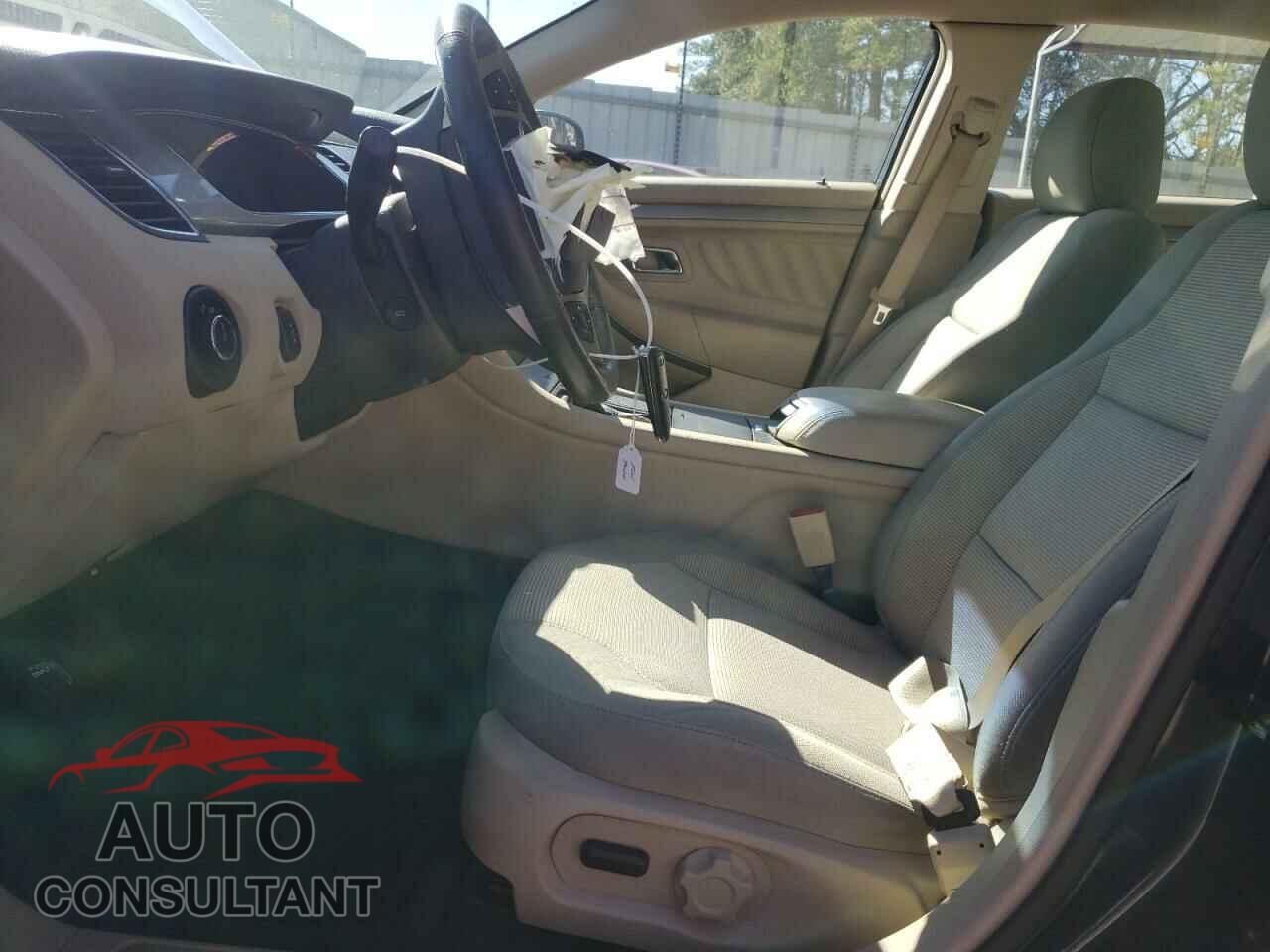 FORD TAURUS 2017 - 1FAHP2E87HG125143
