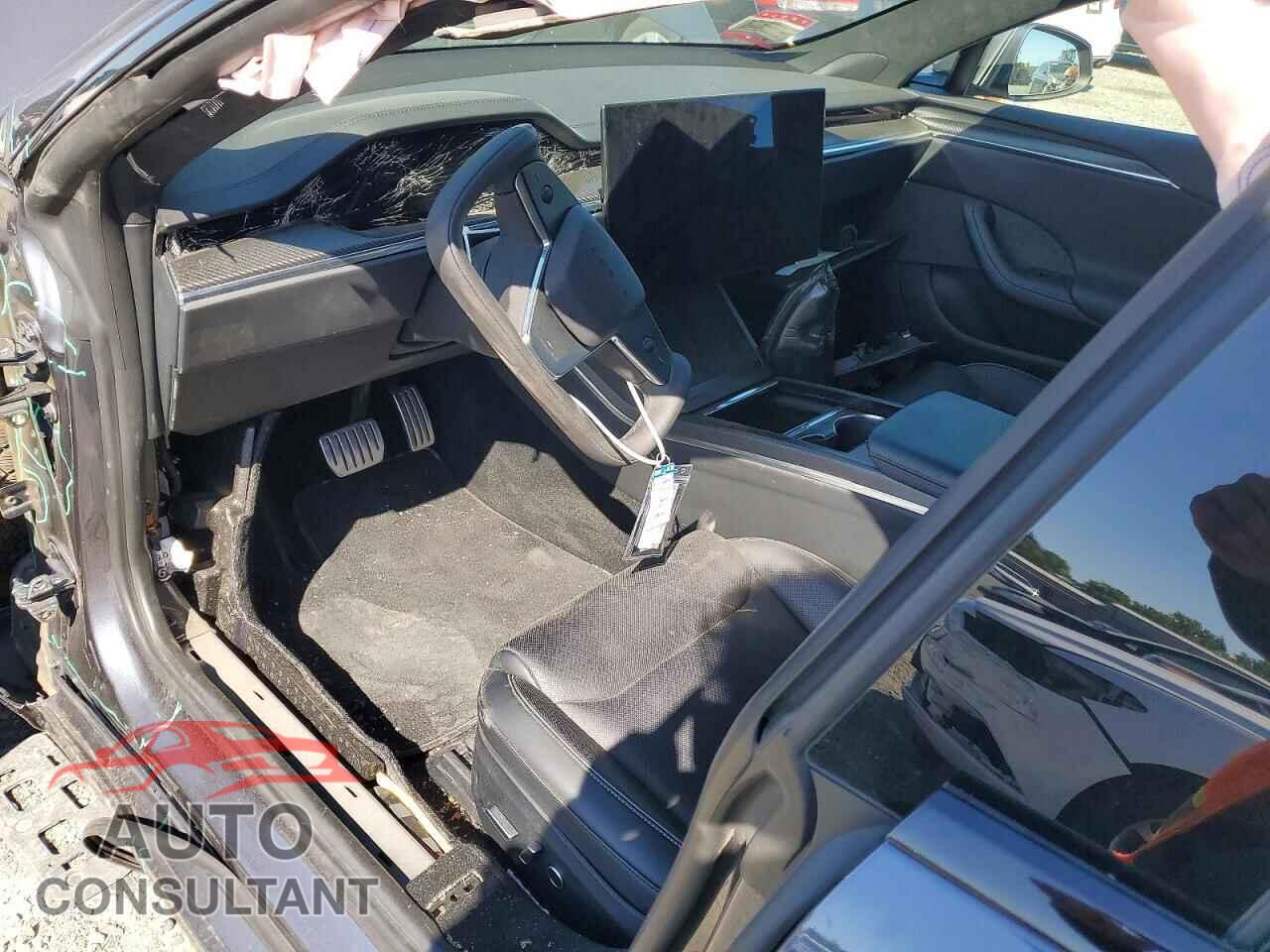 TESLA MODEL S 2023 - 5YJSA1E68PF499666