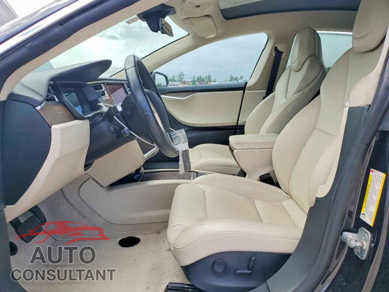 TESLA MODEL S 2018 - 5YJSA1E26JF239724