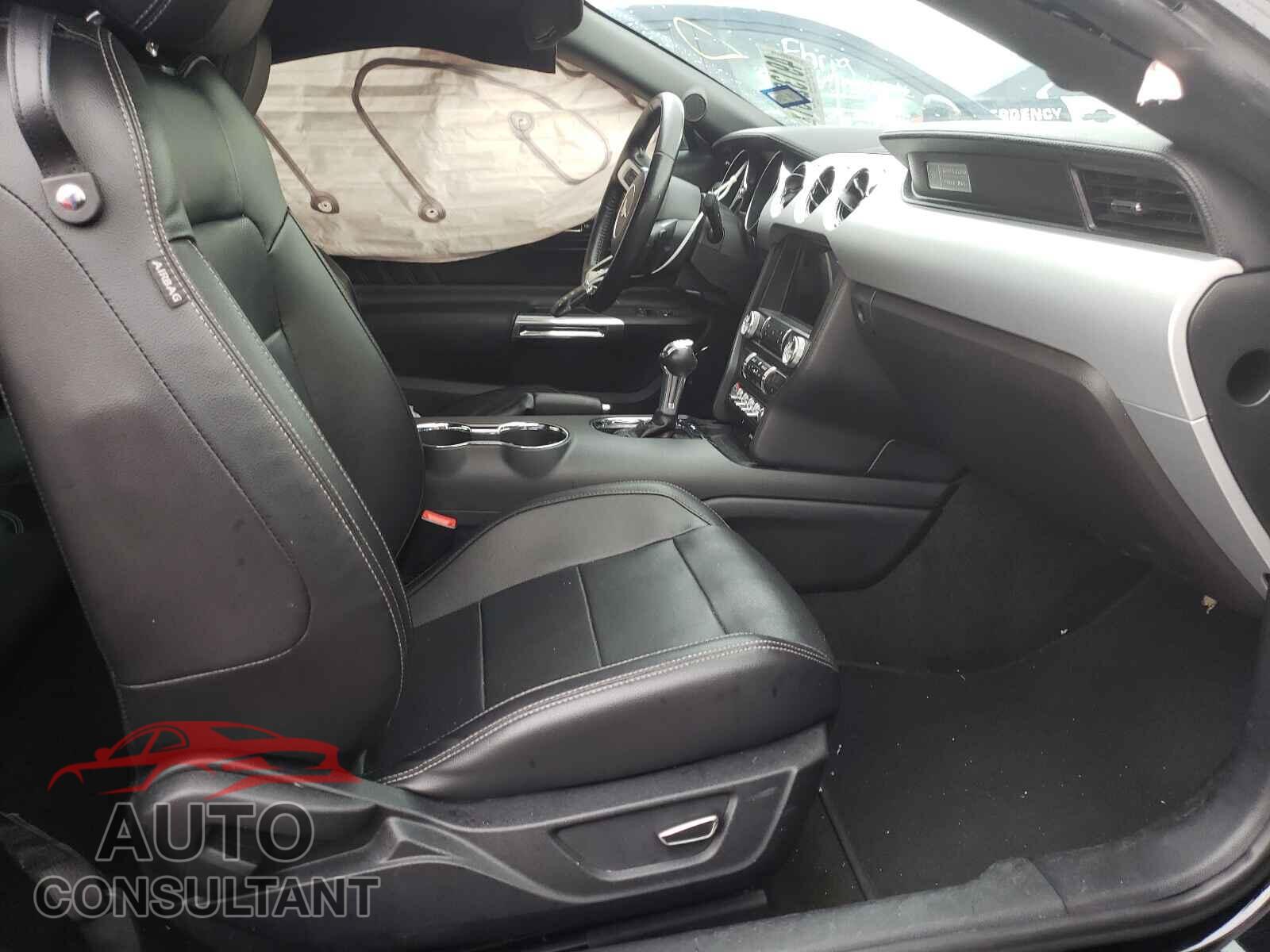 FORD MUSTANG 2017 - 1FA6P8TH3H5290776