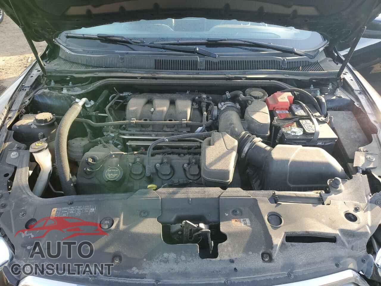 FORD TAURUS 2017 - 1FAHP2E86HG112013