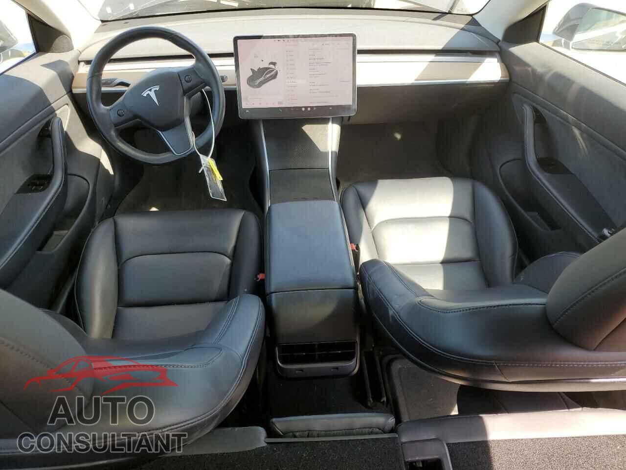 TESLA MODEL 3 2018 - 5YJ3E1EA1JF025711