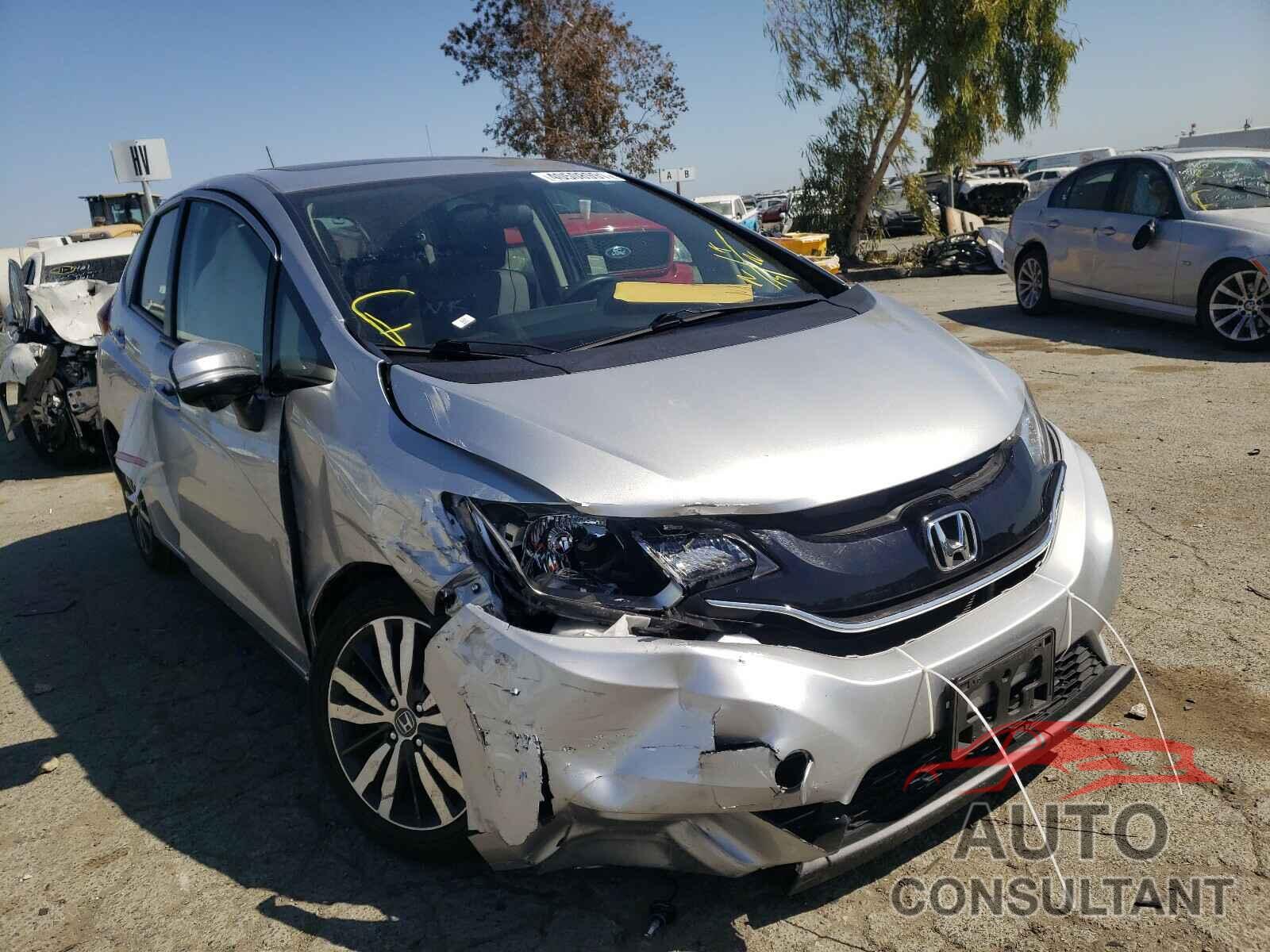 HONDA FIT 2016 - JHMGK5H77GX038834