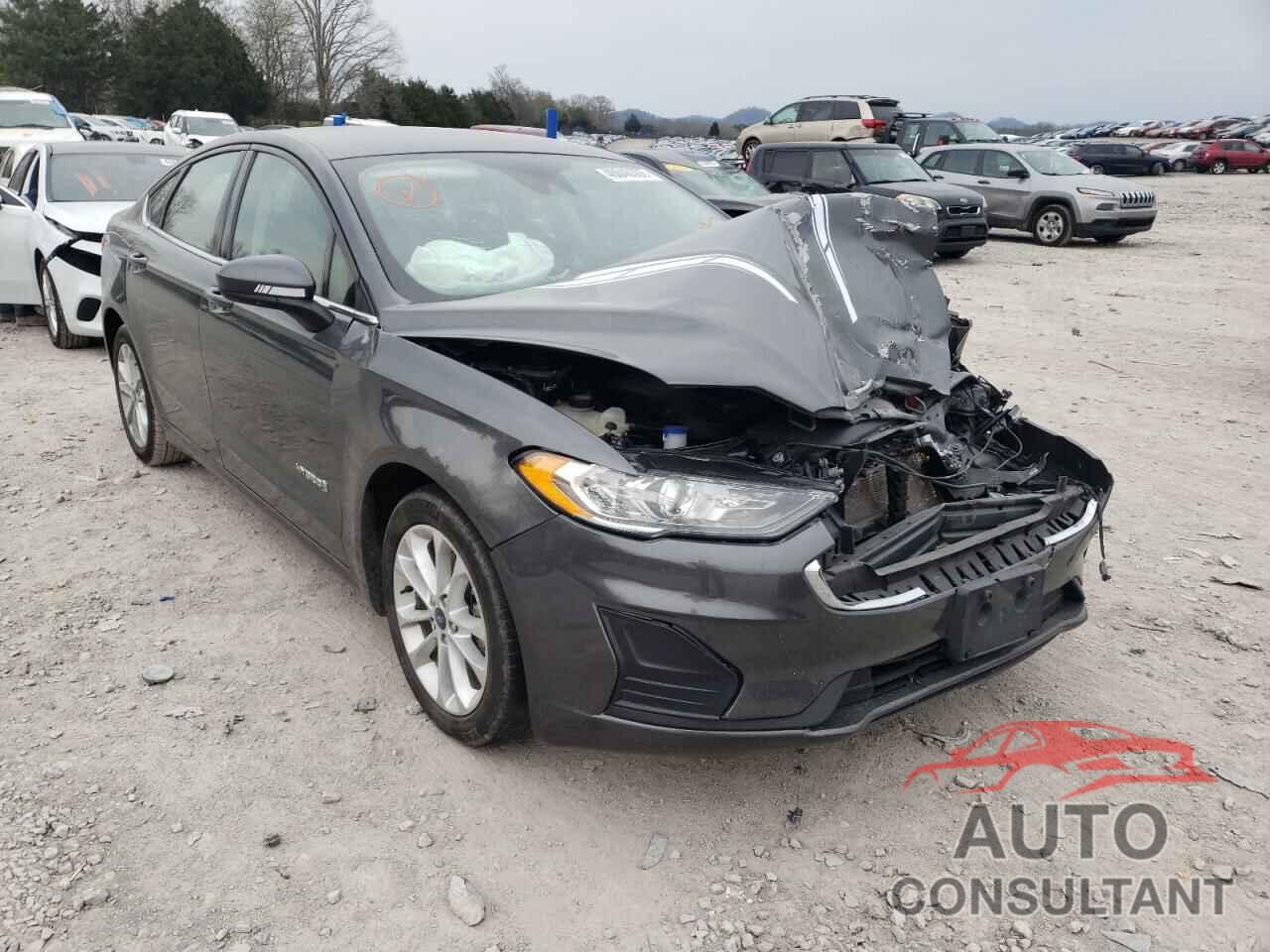 FORD FUSION 2019 - 3FA6P0LU9KR119128