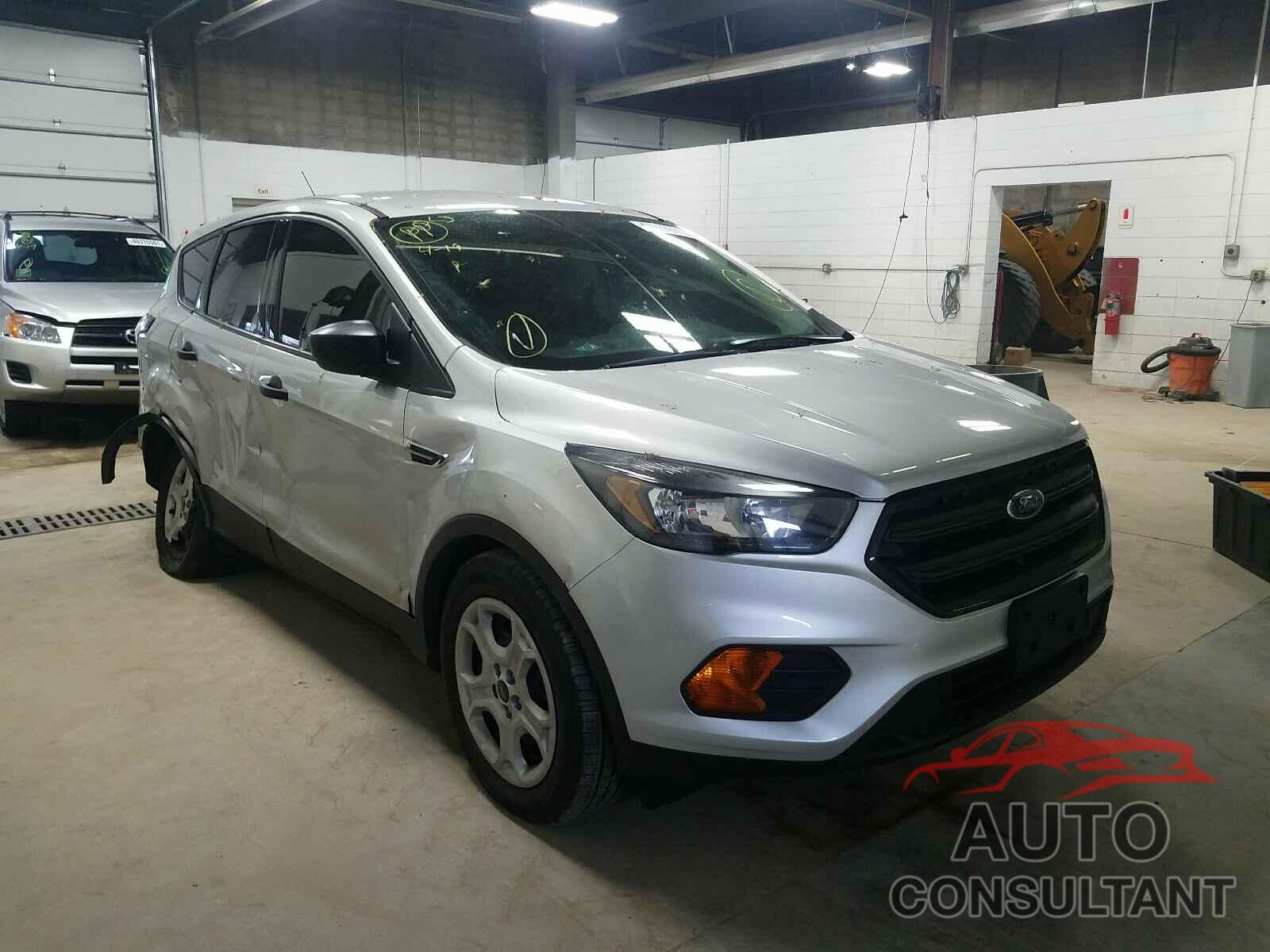 FORD ESCAPE 2018 - 1FMCU0F72JUC17321