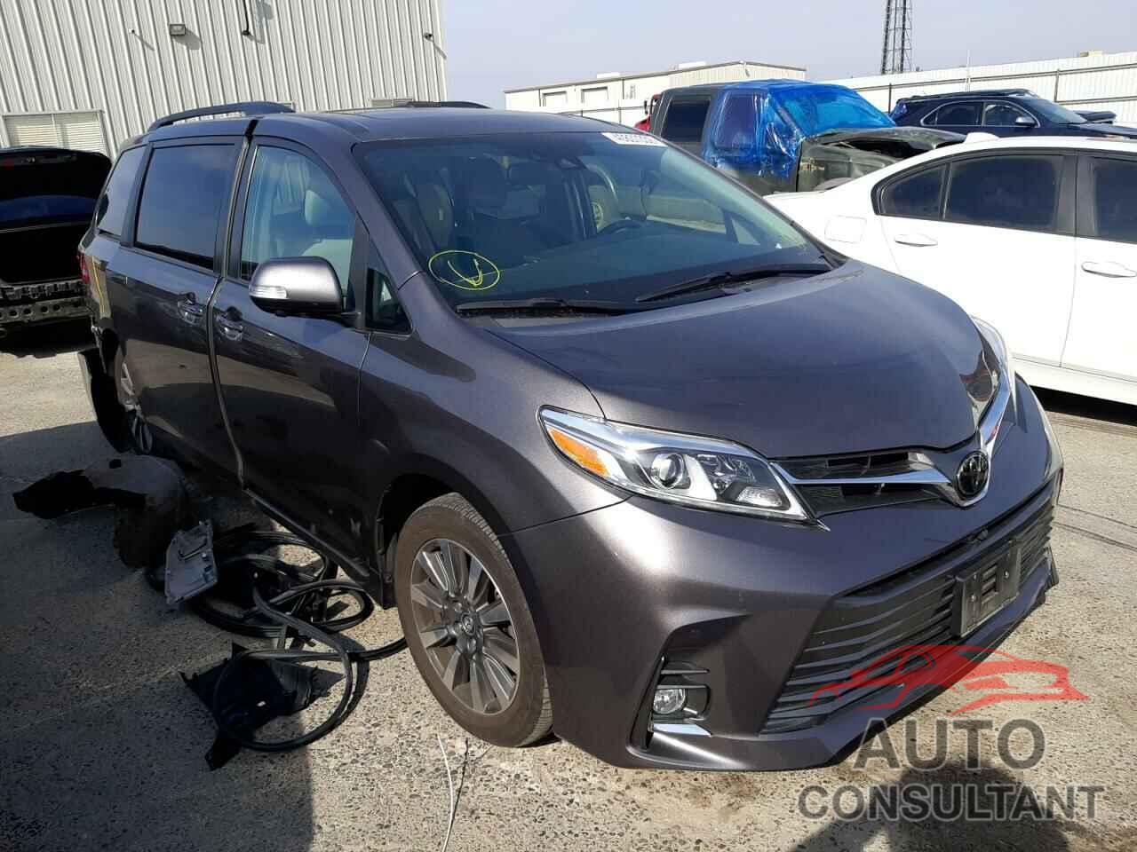 TOYOTA SIENNA 2019 - 5TDYZ3DCXKS993179