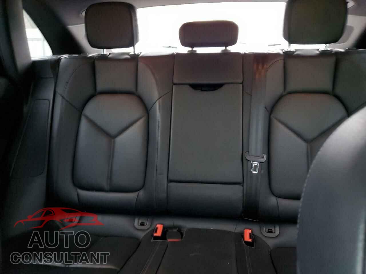PORSCHE MACAN 2016 - WP1AB2A52GLB55385