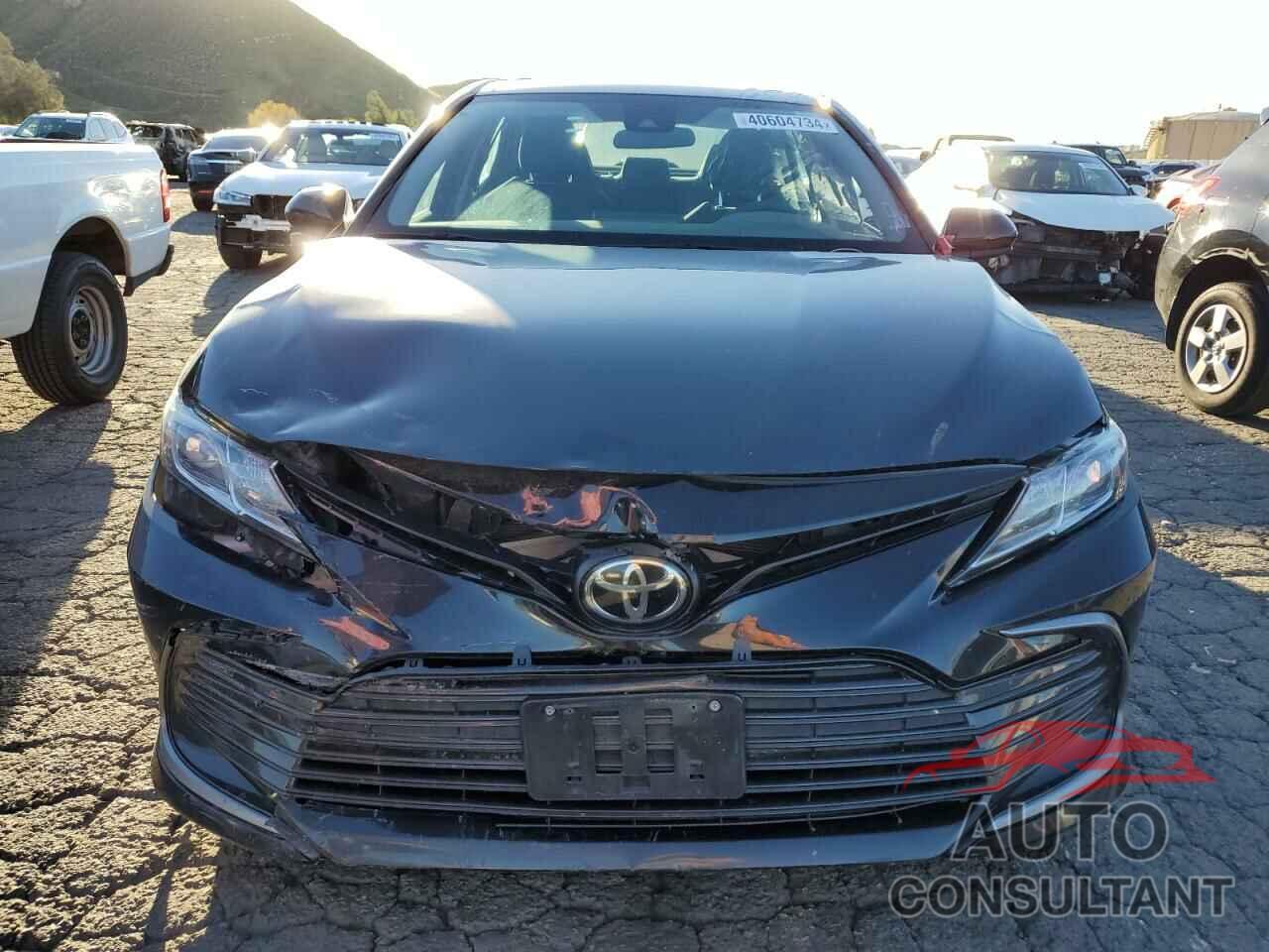 TOYOTA CAMRY 2021 - 4T1C11AK2MU592334