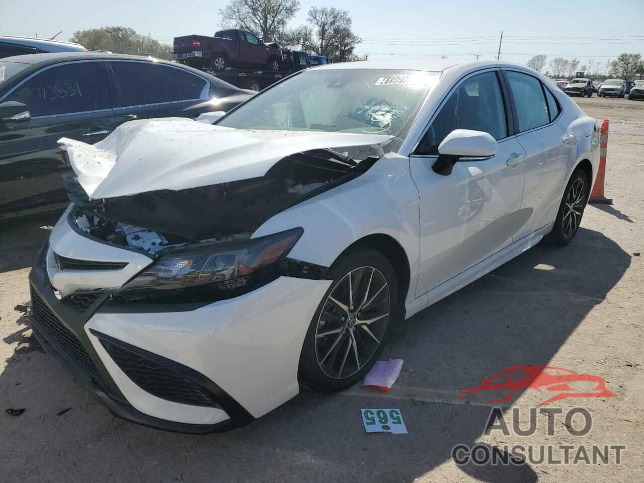 TOYOTA CAMRY 2023 - 4T1G11AK2PU735871