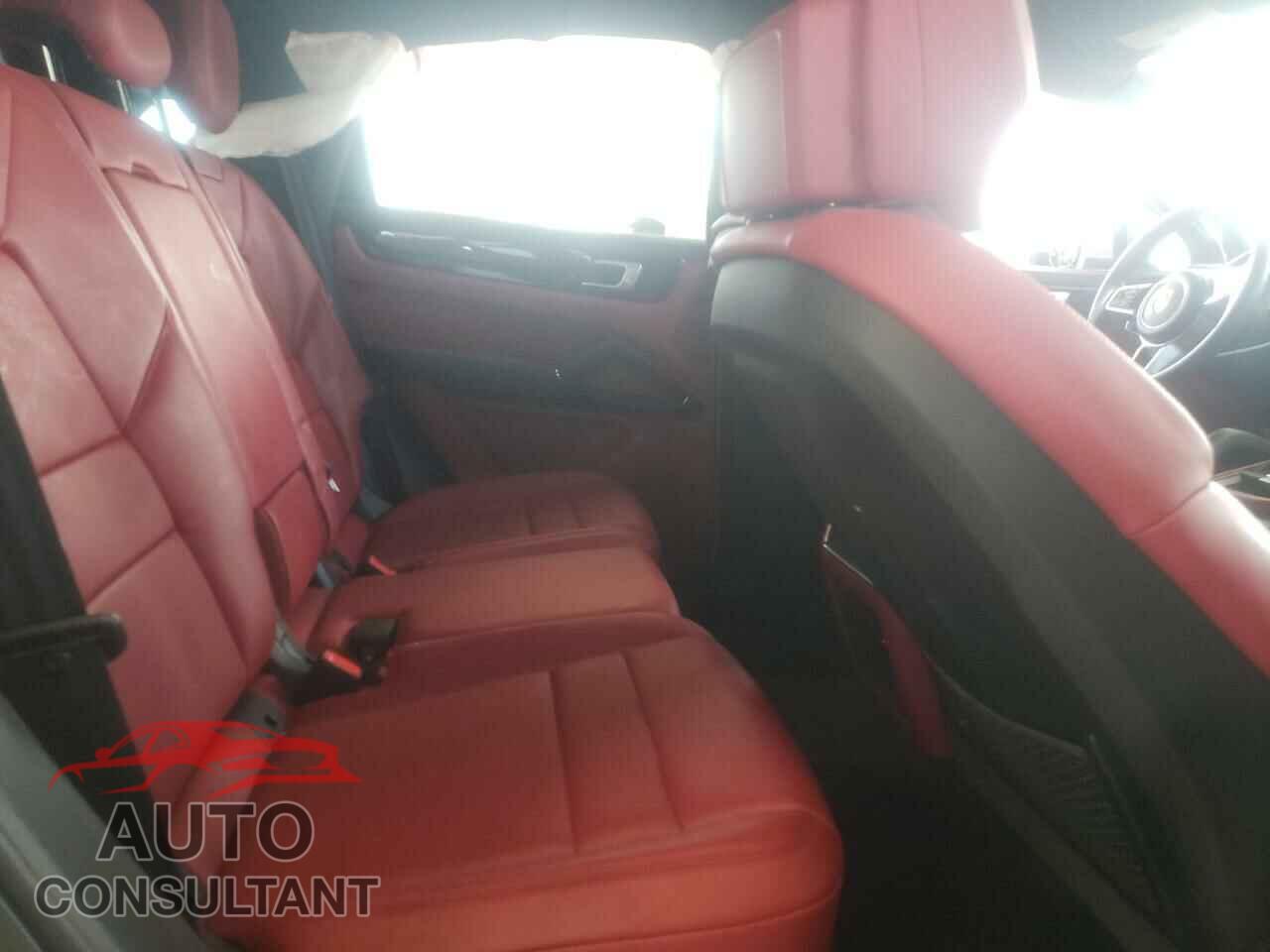 PORSCHE CAYENNE 2021 - WP1AA2AY4MDA06088