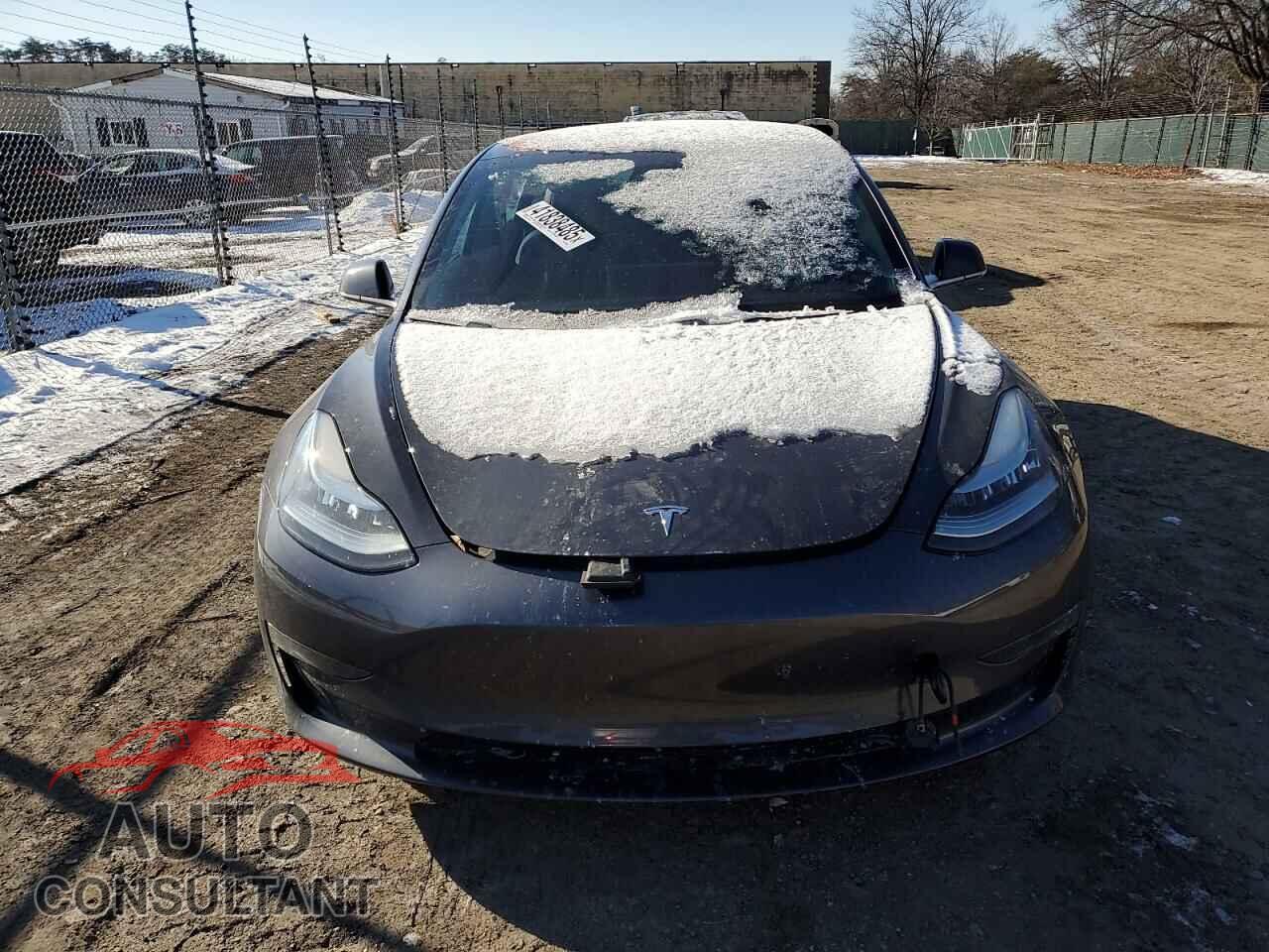 TESLA MODEL 3 2018 - 5YJ3E1EB9JF068704