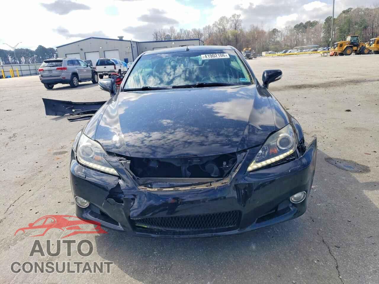 LEXUS IS 2011 - JTHFF2C2XB2521184