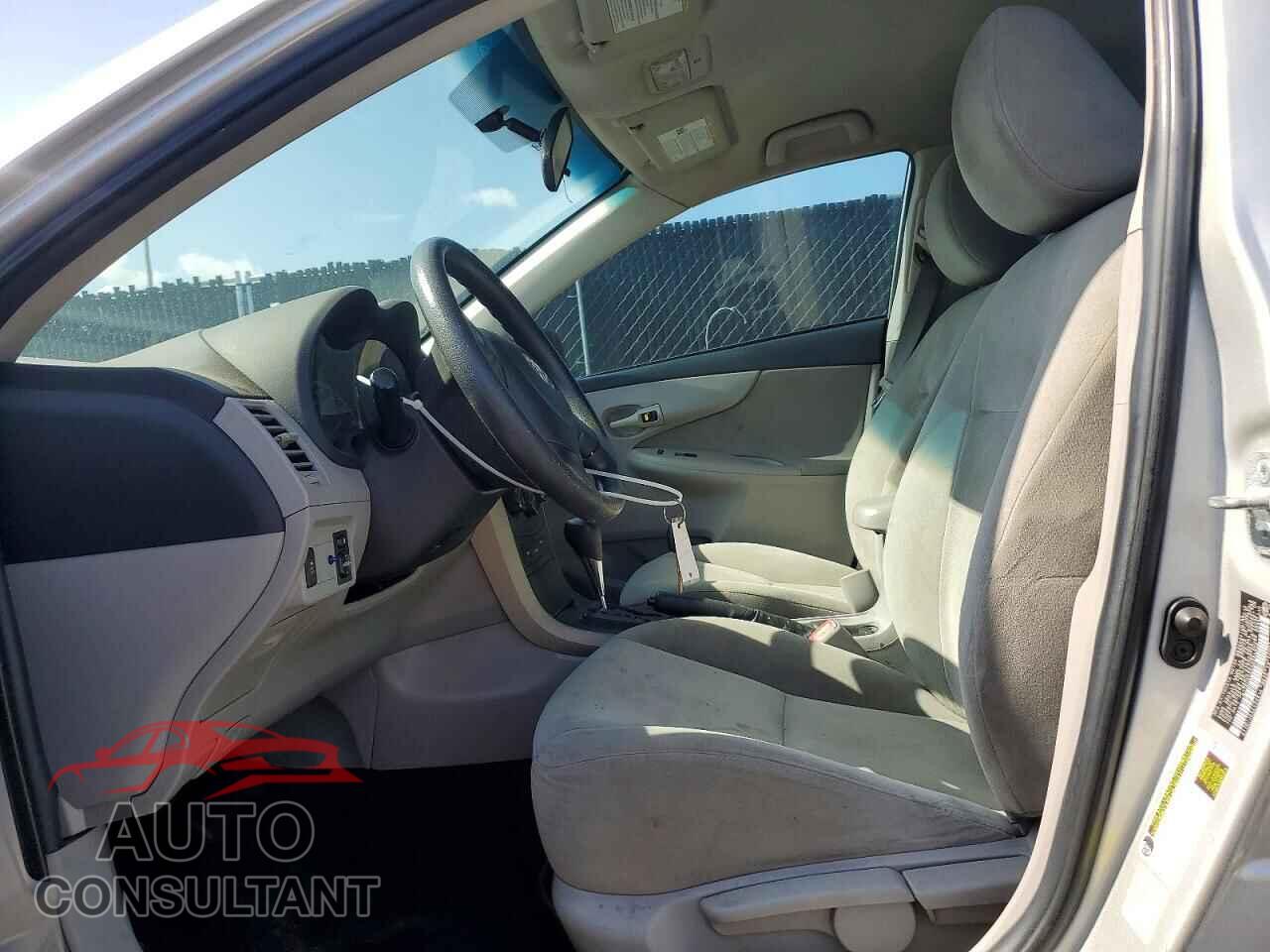 TOYOTA COROLLA 2013 - 2T1BU4EE9DC965802