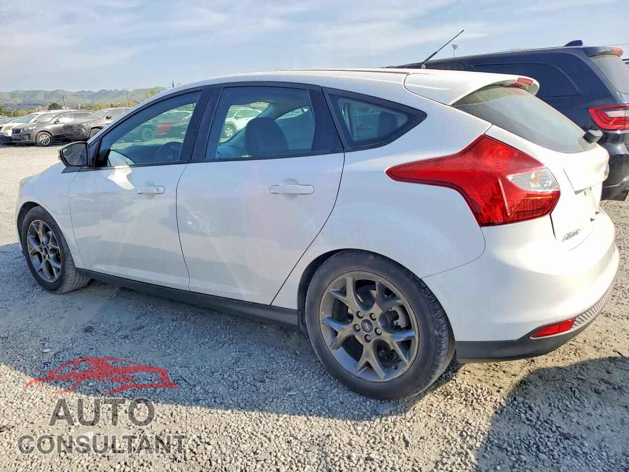 FORD FOCUS 2013 - 1FADP3K2XDL376129
