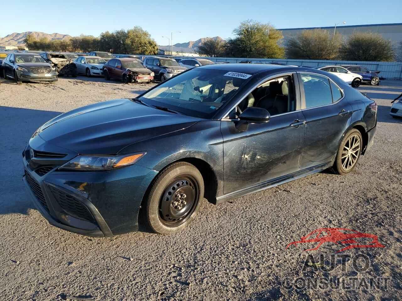 TOYOTA CAMRY 2021 - 4T1G11AK3MU424252