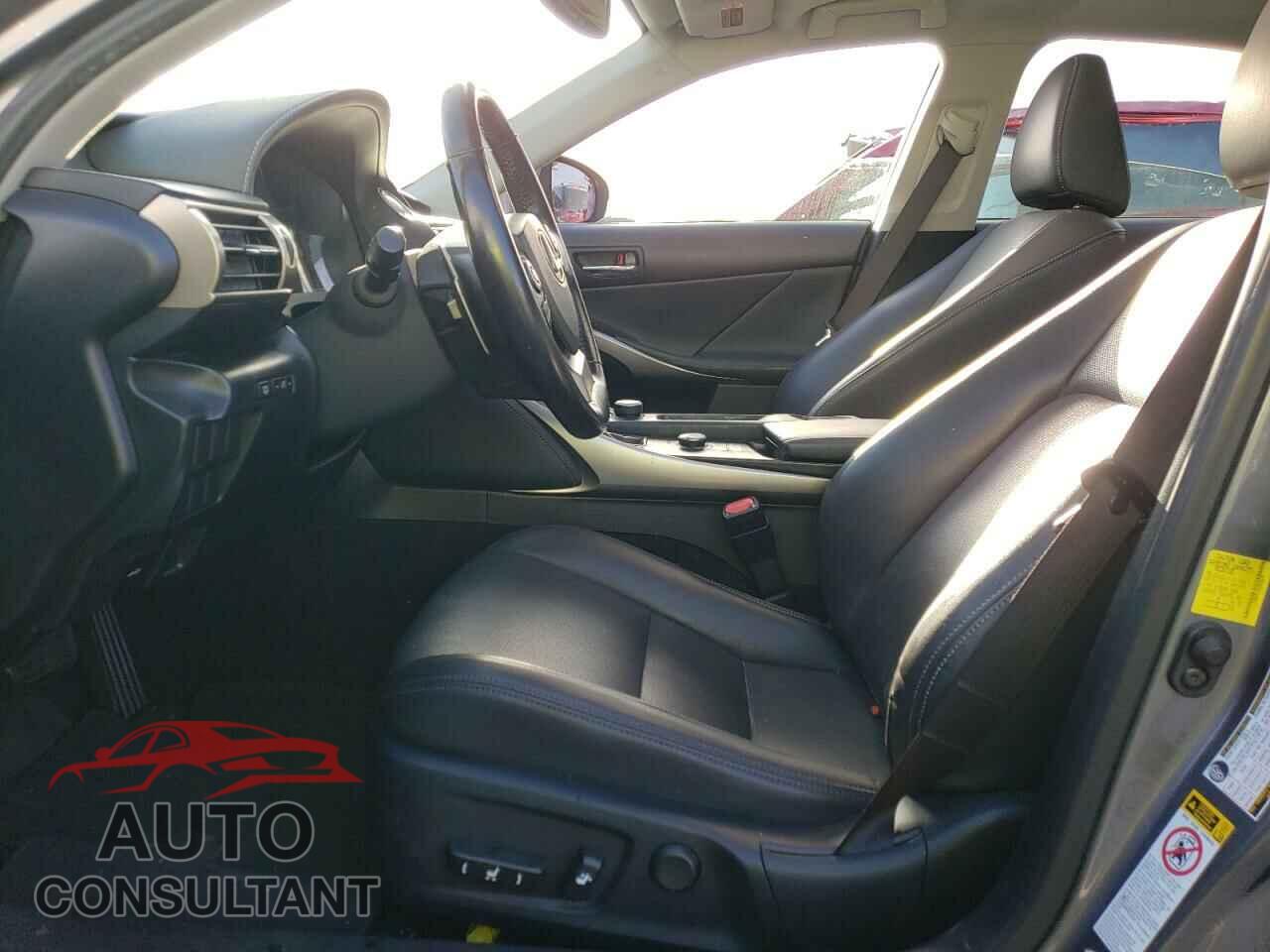 LEXUS IS 2016 - JTHBA1D29G5012876