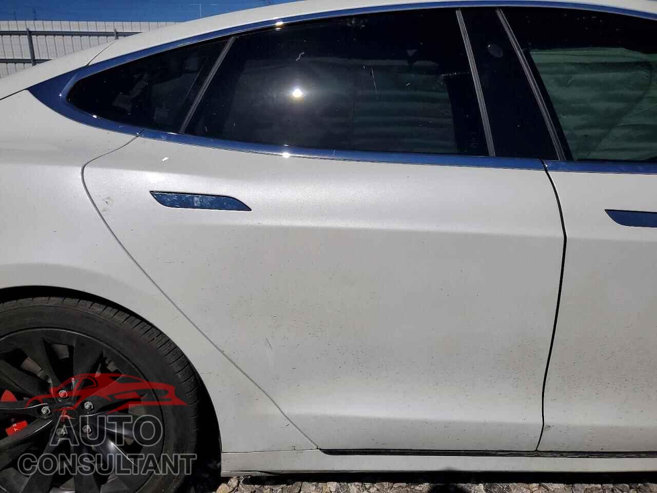 TESLA MODEL S 2019 - 5YJSA1E23KF347865
