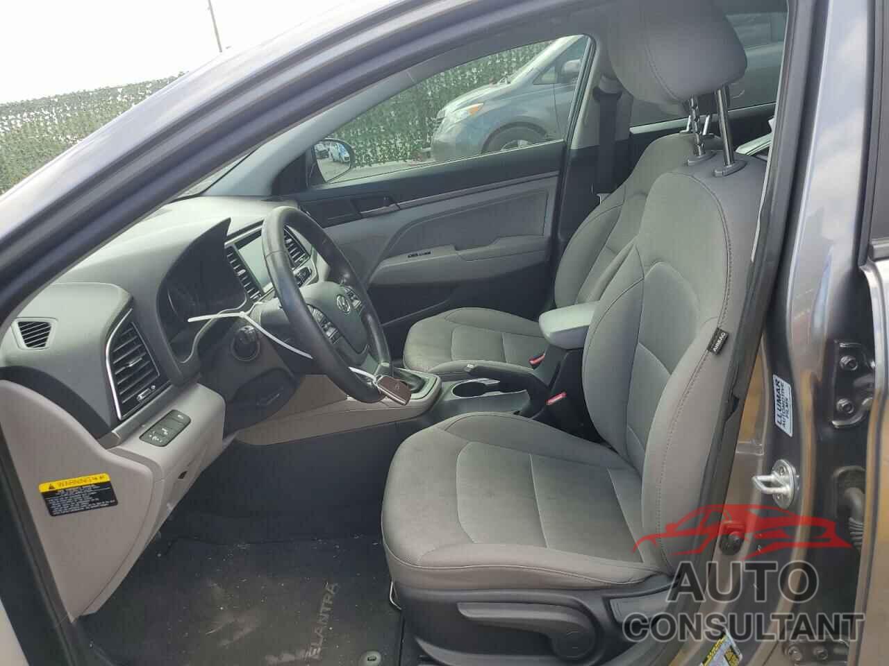 HYUNDAI ELANTRA 2018 - 5NPD84LF5JH259993