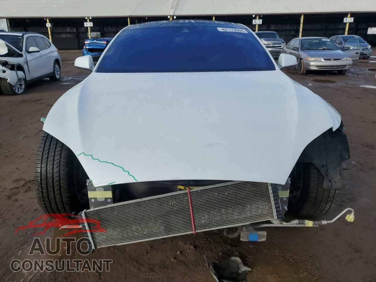 TESLA MODEL S 2015 - 5YJSA1E23FF107267