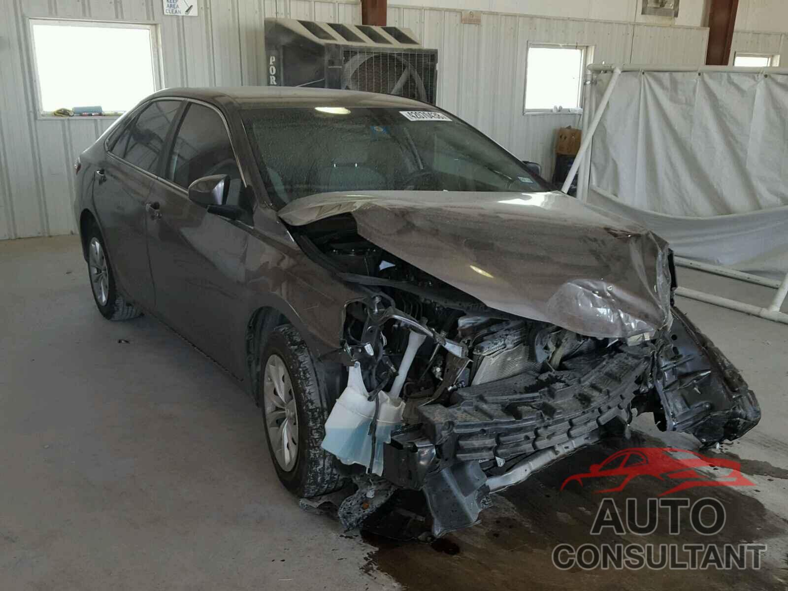 TOYOTA CAMRY 2016 - 4T4BF1FK4GR519272