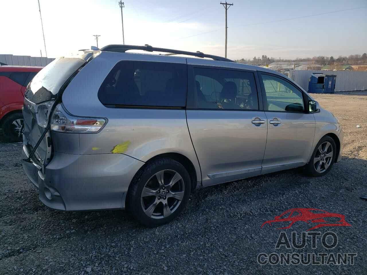 TOYOTA SIENNA 2019 - 5TDXZ3DC5KS972638