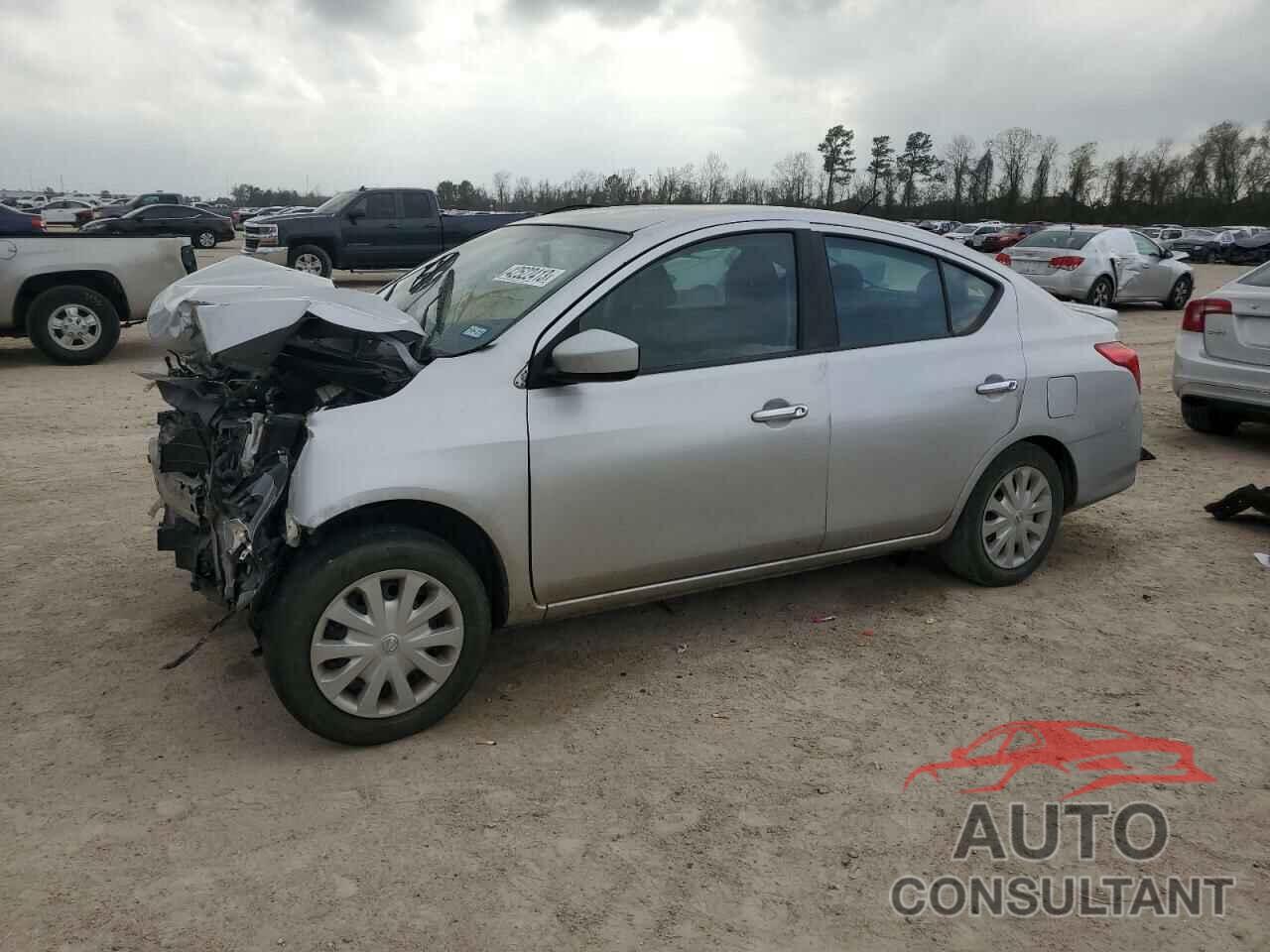 NISSAN VERSA 2017 - 3N1CN7AP8HL804339