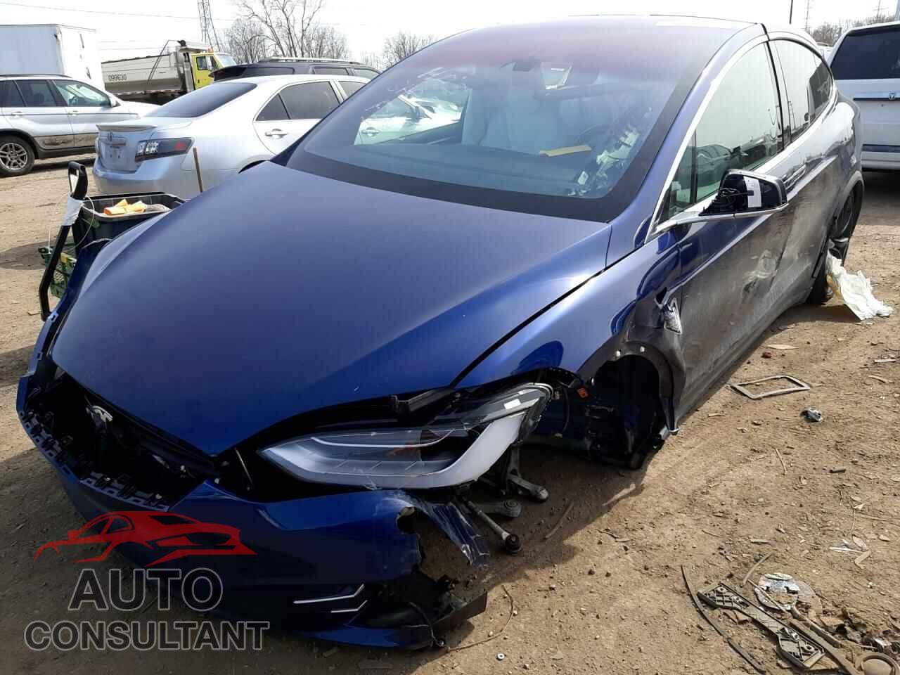 TESLA MODEL X 2016 - 5YJXCBE28GF020939