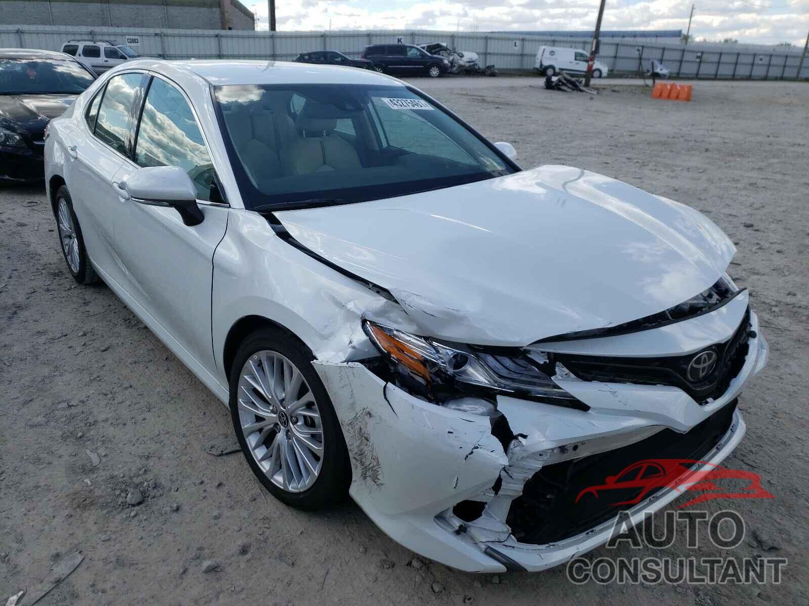 TOYOTA CAMRY 2020 - 4T1F11AKXLU392247
