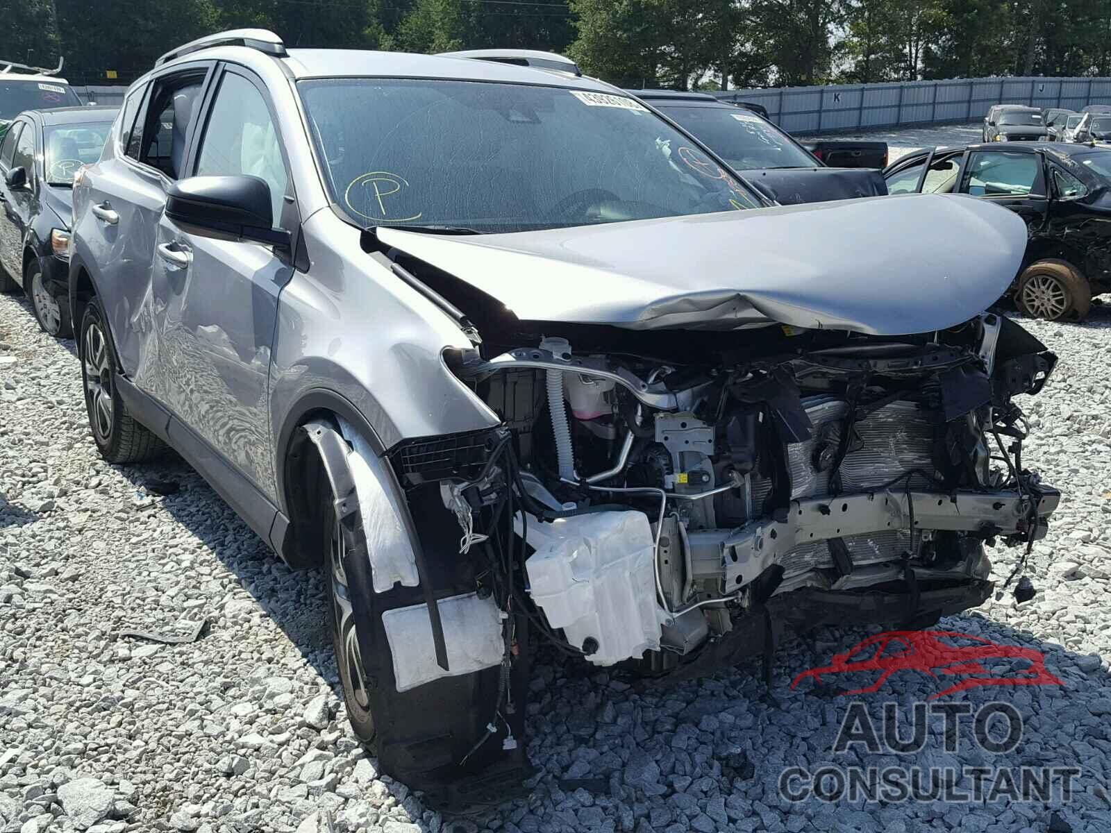 TOYOTA RAV4 LE 2018 - 2T3ZFREV9JW417970