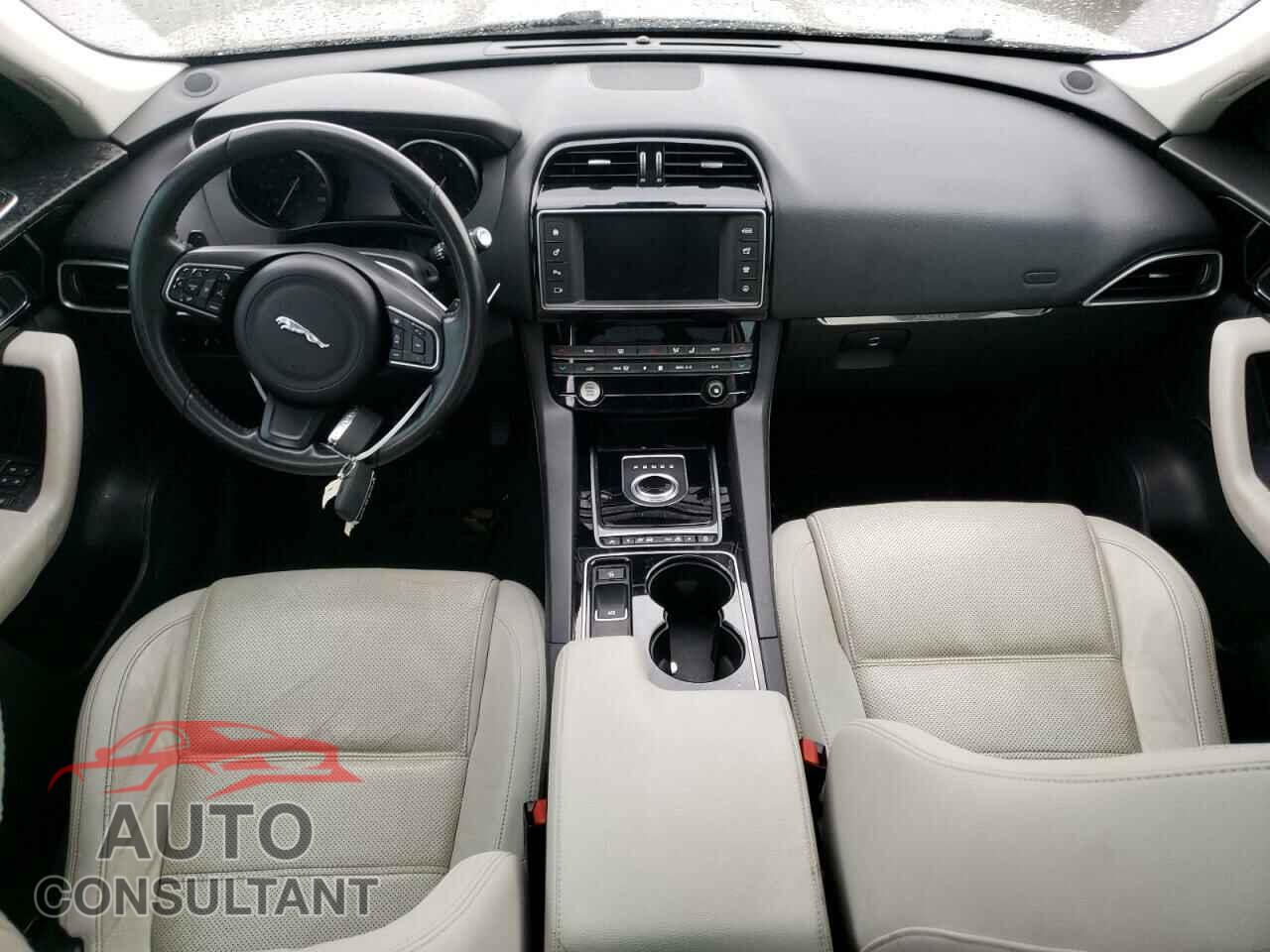 JAGUAR F-PACE 2017 - SADCK2BN0HA086691