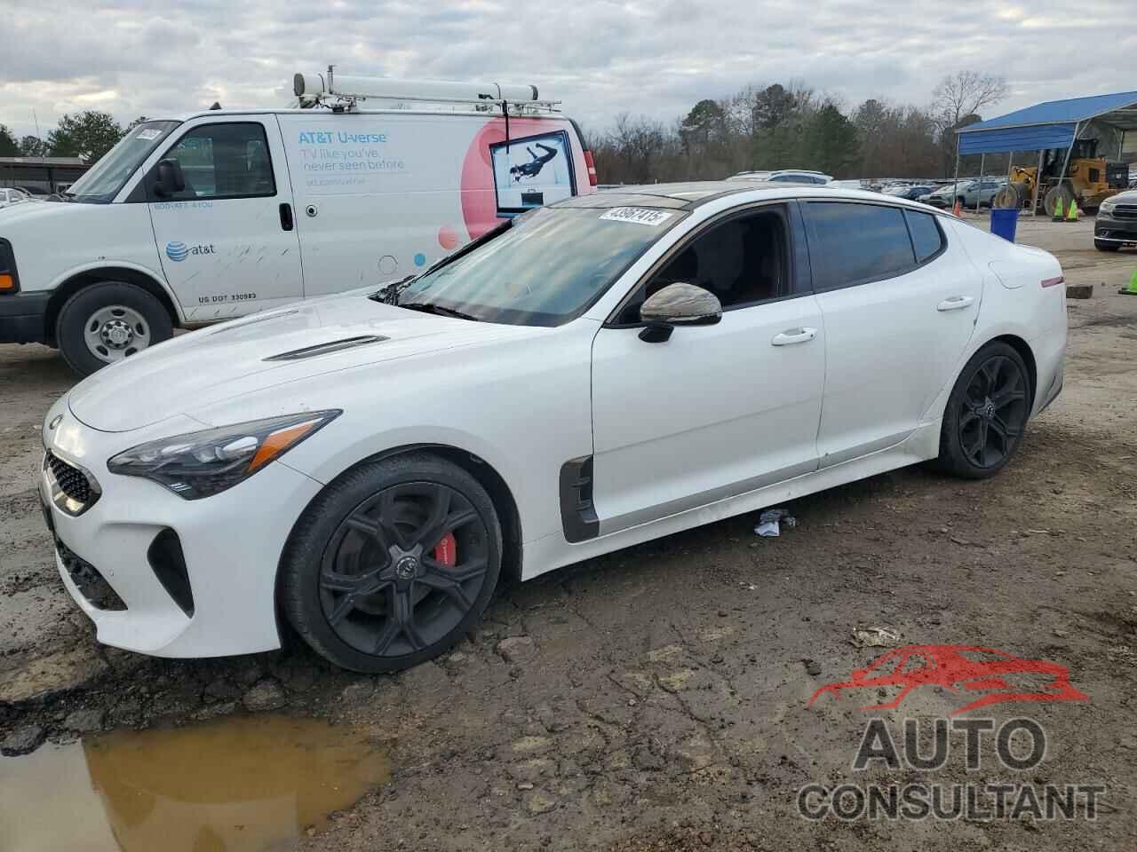 KIA STINGER 2018 - KNAE45LC2J6027449