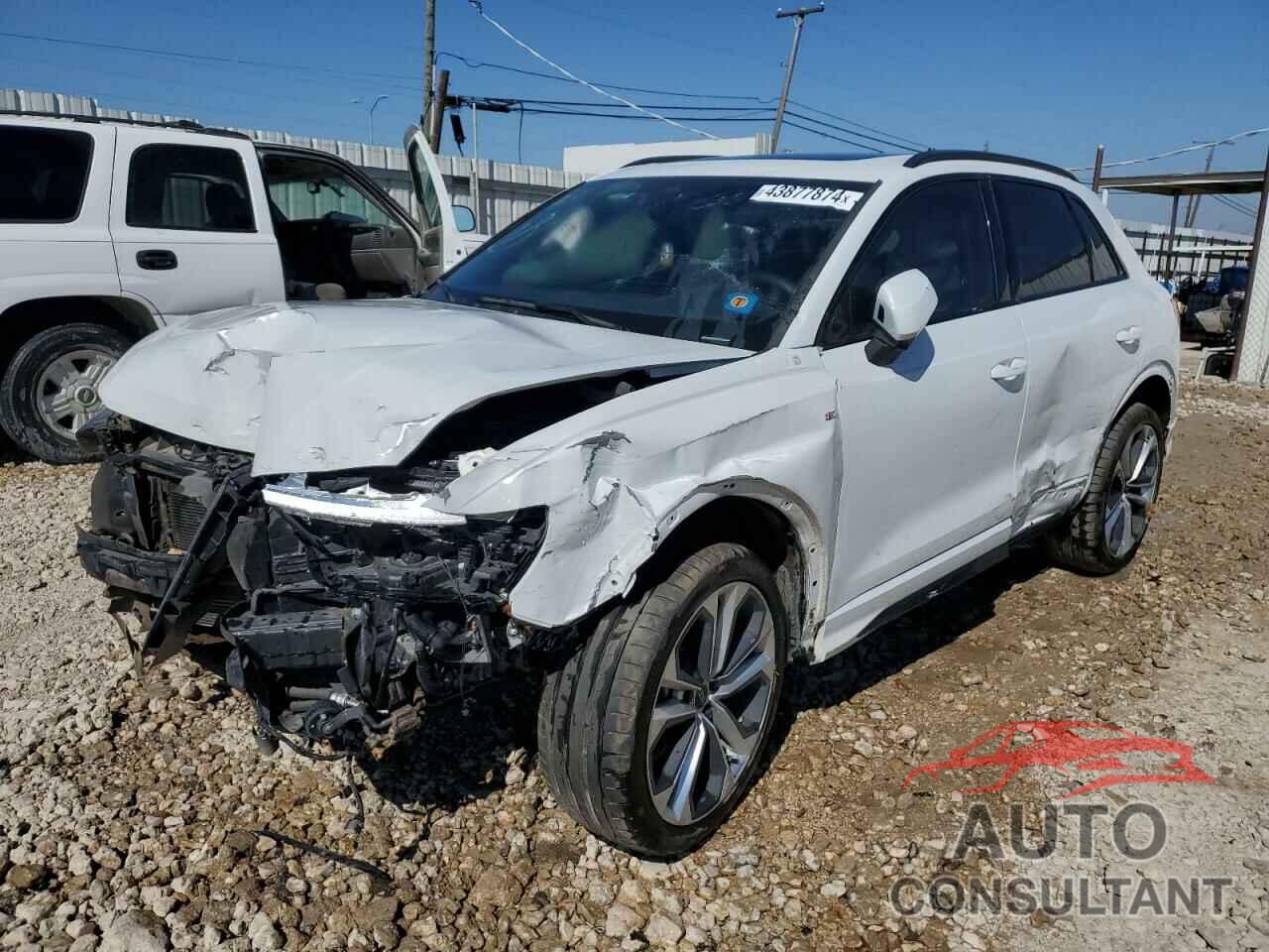 AUDI Q3 2021 - WA1DECF38M1055117