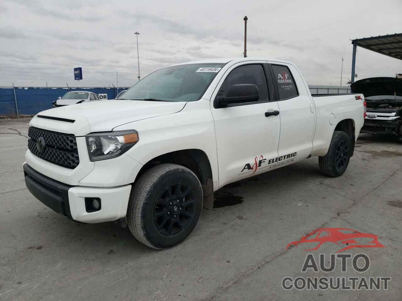 TOYOTA TUNDRA 2020 - 5TFUY5F10LX883648