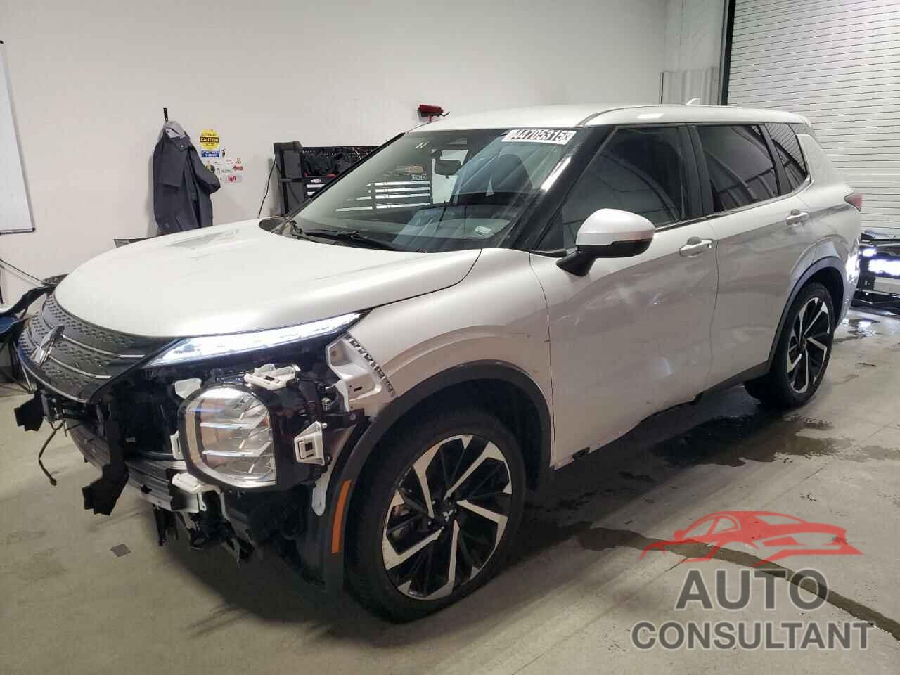MITSUBISHI OUTLANDER 2024 - JA4J4VA8XRZ079903