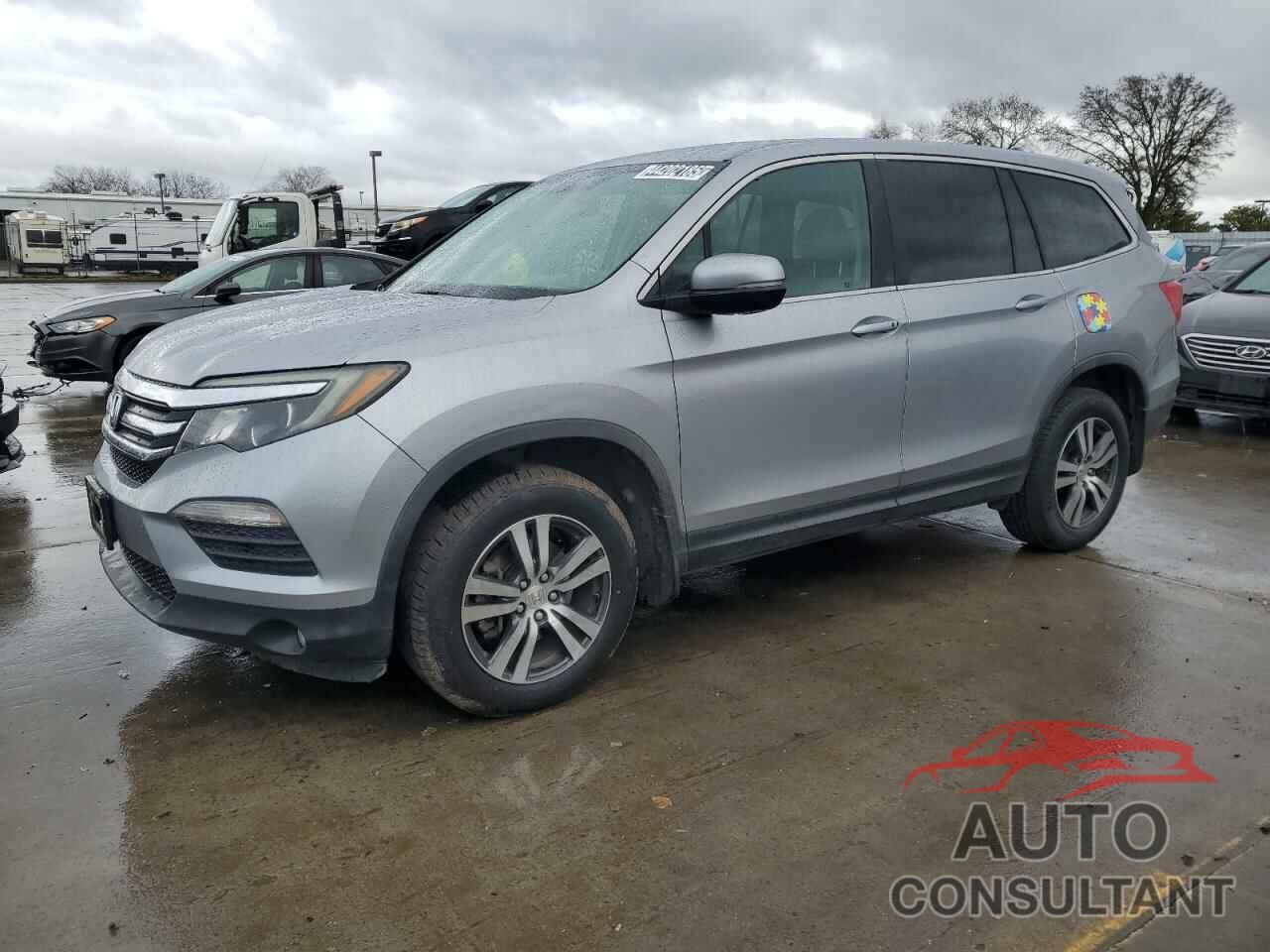 HONDA PILOT 2017 - 5FNYF6H31HB078559