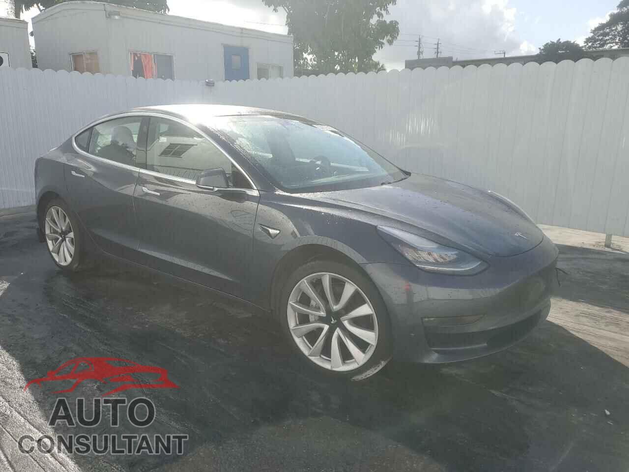 TESLA MODEL 3 2018 - 5YJ3E1EA1JF109401