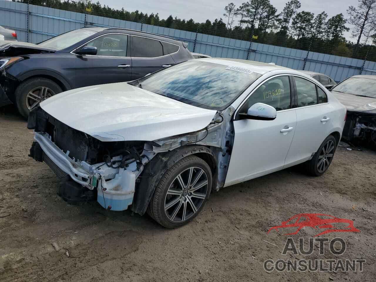 VOLVO S60 2015 - YV149MFK8F1345555