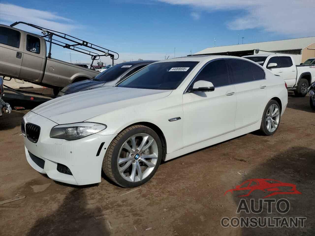 BMW 5 SERIES 2015 - WBA5B3C52FD547410